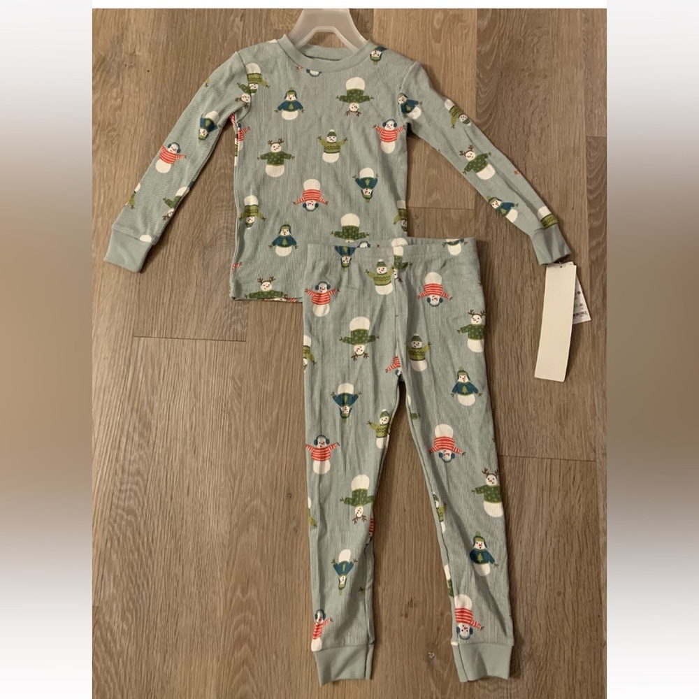 (NWT) Carter’s Boy’s Size 3T Green Slim Fit Pajama’s Fir Adorable Snowman Print